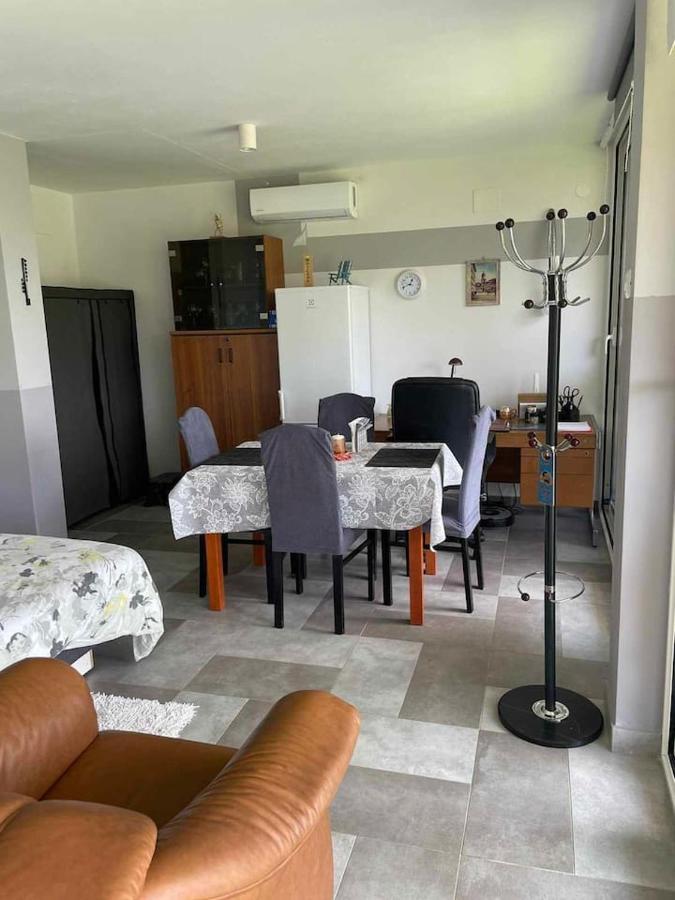 Eagle'S Nest Apartment Rijeka Exterior photo